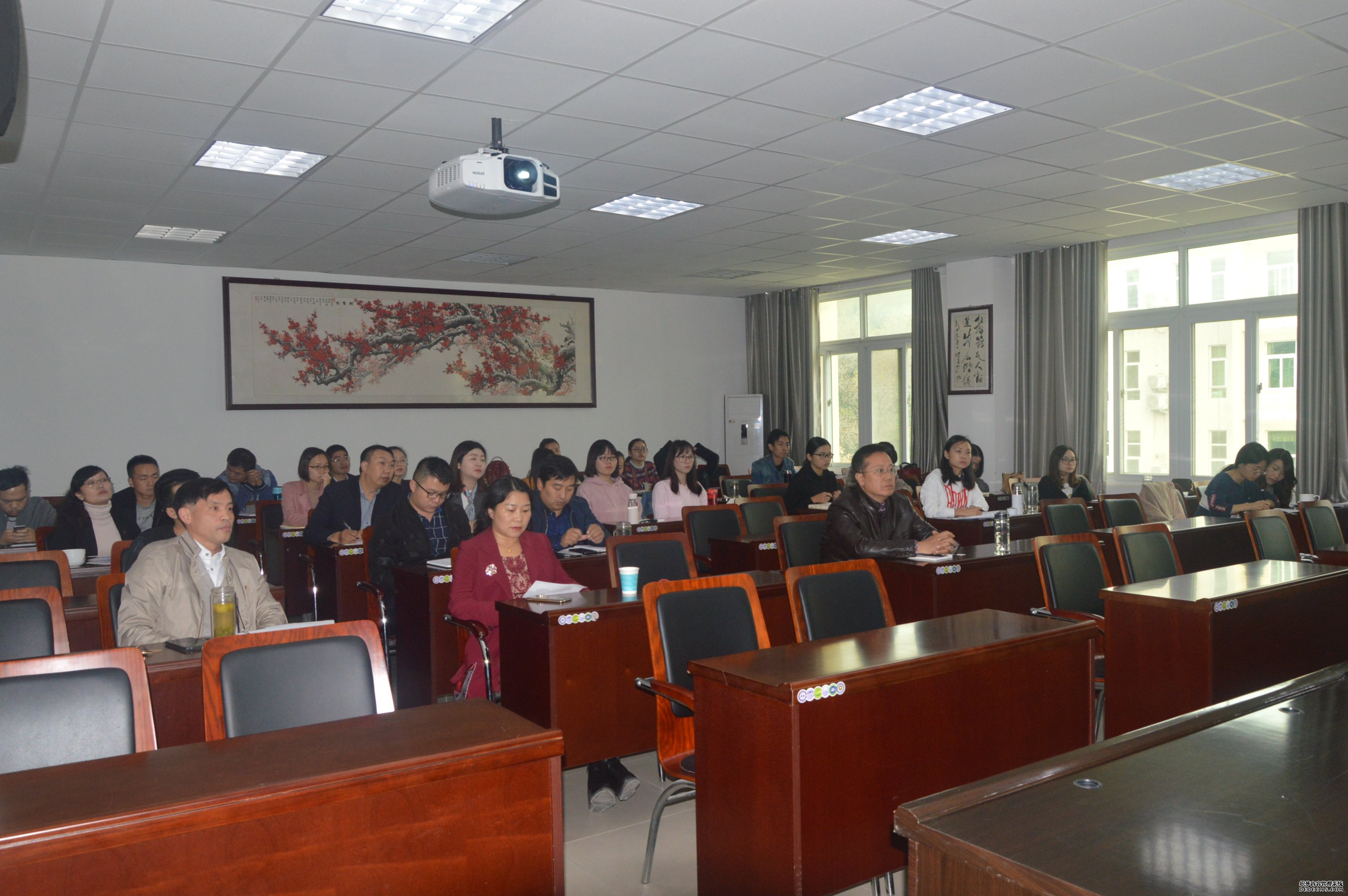 旅游学院2017级研究生毕业论文与专业实习汇报会暨学术活动月动员会